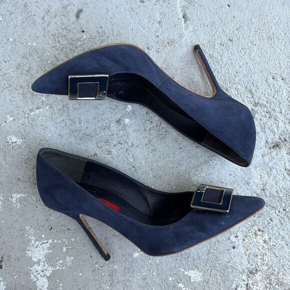 Carolina Herrera Blue Suede heels - Picture 2 of 9